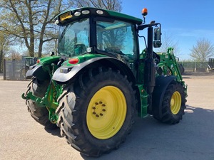 Tractor Agrícola Usado a Precio Económico con Motor Cummins 6130R de 90HP y Cargador en Venta - Product Image 5
