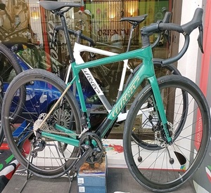 Wilier Garda 105 DI2 SWR40 M สีเขียวทอง - Product Image 1