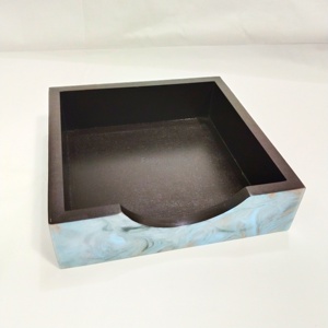 Cubierta de caja de pañuelos de madera MDF de resina cuadrada turquesa hecha a mano acabado pulido Natural para comedor baño único - Product Image 2