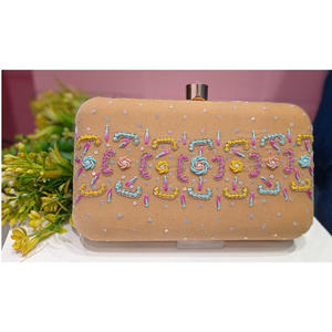 Pochette de broderie à la main de conception à la mode pour les femmes et les filles meilleur sac de soirée vente chaude au Qatar Dubaï sacs élégants - Product Image 1