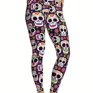 Leggings de yoga à taille haute pour femmes, super doux, extensibles et confortables, motif Skull Flora - Product Image 2