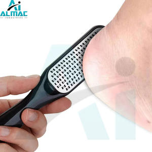 ALMAC Ensemble de 12 outils de pédicure en acier inoxydable de qualité salon durable, sans rouille et facile à désinfecter - Product Image 2