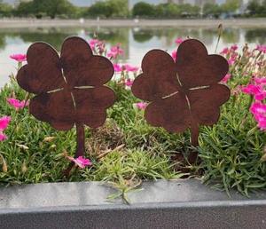 Piquet d'usine en métal formé par feuille d'érable colorée par rouille pour la décoration extérieure de jardin - Product Image 3