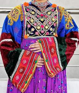 Kuchi Rosa, Todos los Tamaños, Colores y Diseños Disponibles |   Vestido Afgano de Modal y Seda de Alta Calidad en Oferta, Hecho en Pakistán, WS INTERNATIONAL - Product Image 4