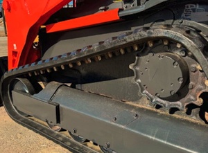 Cargador Compacto Kubota SVL75-2 2017 Tipo Oruga con Motor Kohler, Componentes Hidráulicos KYB, Motor, Caja de Cambios y Componentes Centrales - Product Image 3