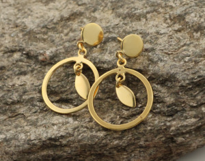 Pendientes colgantes de círculo dorado para mujer, Pendientes colgantes de hoja geométrica minimalista, joyería llamativa chapada en oro a la moda - Product Image 1
