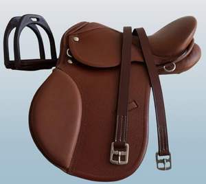 Prix de gros 100% cuir anglais contact étroit saut de cheval selle ensemble anglais cheval raci0ng produits de l'Inde - Product Image 1