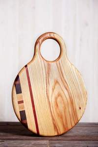 Planche à découper en bois écologique AXIOM, légère, avec taille et logo personnalisables, épaisseur de 1,5 cm pour une expérience de découpe fluide - Product Image 3