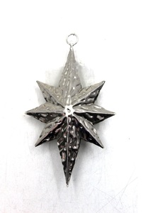 Colgante de hierro de diseño clásico, colgante de pared de tamaño mediano de níquel, adorno colgante de estrella de lujo para decoración de Navidad y festivales - Product Image 3