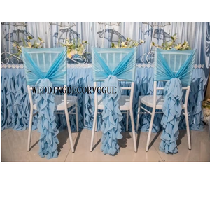 Fundas de silla de poliéster blanco asequible para bodas y banquetes - Product Image 1