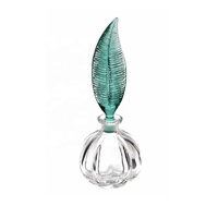 Bouteille de parfum en verre ornée et délicate faite à la main avec bouteille de parfum Decenter en verre doré doré meilleur cadeau pour la décoration des hommes et des femmes