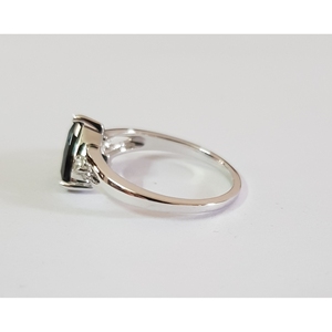 Anillo Solitario Shah Gems de Plata de Ley 925 para Mujer con Espinela Negra Natural y Topacio Blanco en Forma Geométrica para Compromiso - Product Image 4