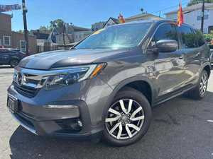 Pilot EX-L AWD 2024, Turbo, Asientos de Cuero, Interior Claro, Neumáticos R21, Bajo Kilometraje, Precio en Stock, Listo para Envío - Product Image 3