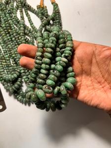 Perles de pierres précieuses rectangulaires en béryl vert émeraude 2mm pour la fabrication de bijoux - Product Image 3