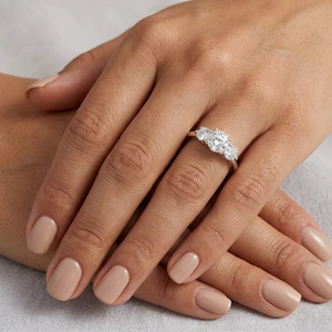 Anillo de Diamantes de Oro Blanco de 14K con Corte Brillante de 1.00 Quilates Cultivado en Laboratorio, Color F, Claridad VS1, Minimalista, para Compromiso, Aniversario, Boda - Product Image 4