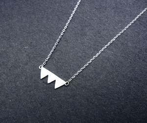 Venta al por mayor exquisito collar de acero inoxidable hueco colgante cúbico estilo Vintage de moda para hombres mujeres cristiano religioso - Product Image 5