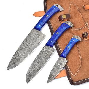 Ensemble de 3 couteaux de cuisine sur mesure avec manche en résine époxy et rivet en acier damassé - Product Image 1
