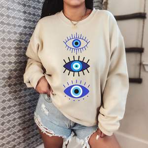 Sudadera Corta para Mujer con Estampado de Ojo Turco |   Fabricante de Sudaderas con Capucha Personalizadas con Impresión OEM - Product Image 1