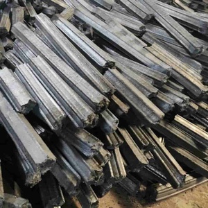Charbon de bois en briquettes carrées AVC Type A, 3,0-5,0% de cendres, pour chicha et barbecue domestique, prêt à la vente, carton de 15 kg - Product Image 6