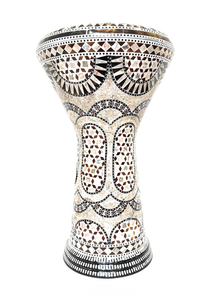 Gawharet El Fan Classic Brown, Darbuka Doumbek de Aluminio Hecha a Mano con Mosaico, Tambor Egipcio de Percusión - Product Image 4