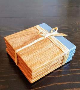 Sous-verres en résine de bois naturel faits à la main, ensemble de protection de table en époxy, ensemble de sous-verres en bois et résine époxy, sous-verres modernes pour boissons à la maison - Product Image 2