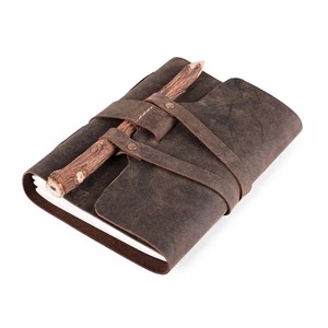 Cuaderno diario de cuero genuino marrón rústico hecho a mano antiguo Bloc de notas diario con encuadernación en espiral para hombres y mujeres - Product Image 1