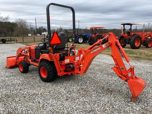 รถแทรกเตอร์ Kubota B2601 ปี 2022 ใหม่ พร้อมหัวตักดินหน้าแบบมีบุ้งกี๋และ PTO สำหรับขาย - Product Image 6