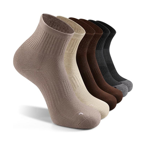 Chaussettes de sport de qualité professionnelle, construction prête pour la compétition, nylon, coton, élasthanne, pour une performance athlétique et une endurance d'élite - Product Image 4