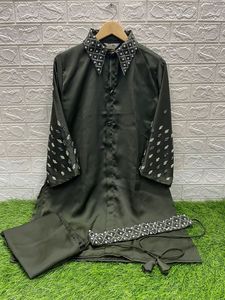 Túnica de diseñador de excelente calidad con un magnífico trabajo hecho a mano para oficina y ropa informal de proveedor indio - Product Image 6