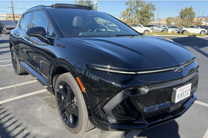 พร้อมขับขี่ - รถพวงมาลัยซ้ายมือสอง |   พวงมาลัยขวา |   เชฟโรเลต อีควินอกซ์ อาร์เอส อีวี เอเอวดี ปี 2025 - Product Image 3