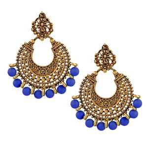 Tip Top Fashions Pendientes colgantes de cuentas azules chapados en oro 1311026D Joyería colgante fina - Product Image 1