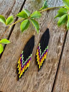 Pendientes bohemios con cuentas con diseño turquesa y flecos en cascada, regalo de joyería único de MS Handicraft - Product Image 4