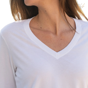 T-shirt blanc pour femme, manches 3/4, col en V, 100% coton biologique de luxe, pré-rétréci, certifié GOTS, doux, respirant, classique - Product Image 5