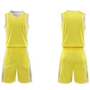 100% uniforme de baloncesto de verano personalizado de alta calidad pantalones cortos estampados transpirables para exteriores incluidos - Product Image 5