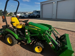 Mejor Relación Calidad-Precio para Tractor John Deere 4052M 100HP 4WD con Bomba, Disponible Ahora, Entrega Rápida, con Motor Premium - Product Image 3