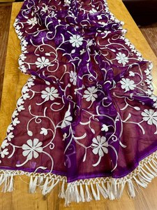 Nueva llegada ahora en Organza Sari Party Wear Saris con blusa Saris elegantes para bodas Colección 2024 - Product Image 5