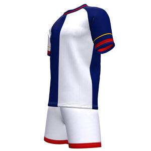 Kit d'uniforme de football de sublimation en polyester respirant demi-manche à séchage rapide col rond logo personnalisé uniforme de football - Product Image 3