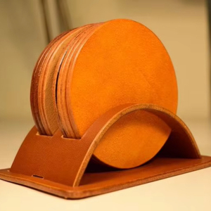 จานรองแก้วหนังแนวชนบทที่ติดทนนานพร้อมเนื้อสัมผัสที่สวยงามสำหรับพื้นผิวเครื่องดื่มที่มีสไตล์และใช้งานได้จริง - Product Image 1