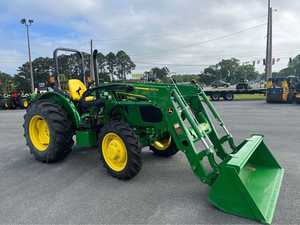 Tractor John Deeree 5056E Maquinaria y equipo agrícola - Product Image 3