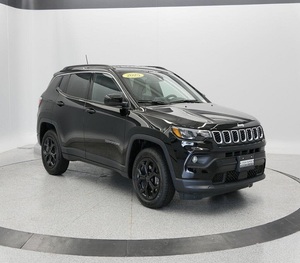 Jeep Compass Latitude 4WD d'occasion, modèle 2025, en vente - Product Image 1