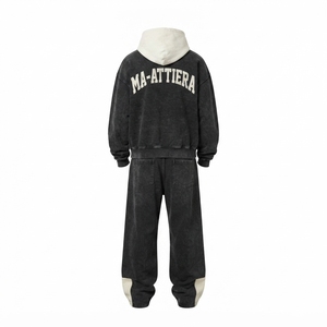 Ensemble de survêtement streetwear pour homme, deux pièces, comprenant un sweat à capuche zippé noir délavé surdimensionné et un pantalon de survêtement ample - Product Image 4
