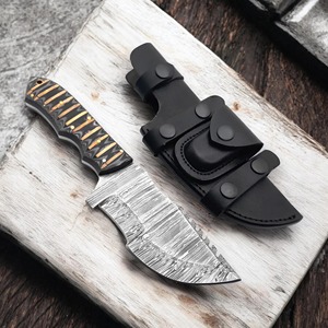 Couteau de suivi en acier damas à haute teneur en carbone avec manche en corne Design moderne pour bricolage survie en plein air chasse Camping - Product Image 5