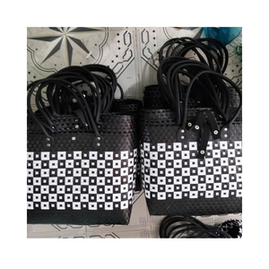 Bolsa de plástico multiusos de Vietnam para regalos de comestibles o viajes con aspecto elegante y material fuerte - Product Image 6