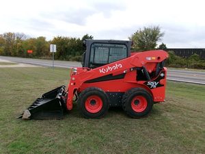 Kubota SSV75 Cargador de dirección deslizante con ruedas cerradas de 3 toneladas con bomba de engranajes de motor Changchai como componentes principales de alta eficiencia - Product Image 2