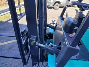 New and Used Diesel Forklift Truck with AC Heater and Building Engine Core Components Including Pump and Motor on Cheap Sale - Product Image 2