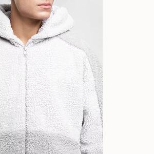 Venta al por mayor de fábrica Sherpa Sudadera con capucha personalizable de calidad superior de fabricación Oem Odm Warm Pullover Basics con capucha sublimación para hombres - Product Image 3