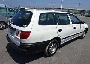 Toyota Caldina Van UL Wagon 4x4 pour passagers, modèle 1997 - Product Image 6