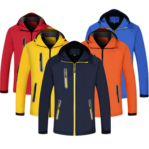 Veste matelassée slim à capuche en toile softshell de haute qualité pour homme, nouveau design, hiver, vente en gros, prix bas, meilleure qualité, personnalisable - Product Image 1