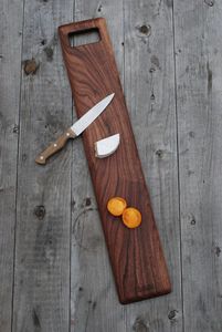 Planche à découper en bois de qualité supérieure fabriquée à la main magnifiquement conçue avec fonctionnalité et élégance en bois d'acacia - Product Image 6