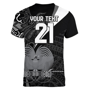 เสื้อยืดคอวีพิมพ์ลายสำหรับผู้ชายเสื้อยืดคอกลมมีปกตั้ง PNG Rugby Mate ma'a Make History เสื้อยืดแชมเปี้ยนแปซิฟิก - Product Image 2